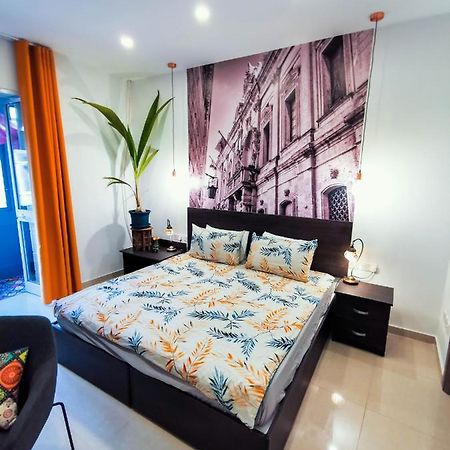 Evolve Coliving Guesthouse Слима Номер фото