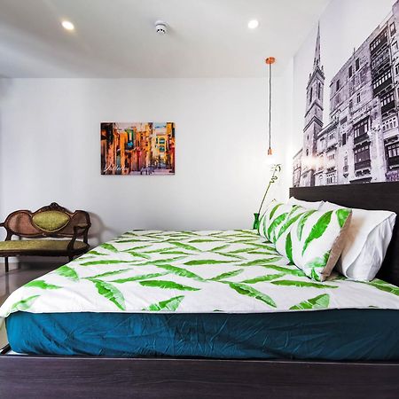 Evolve Coliving Guesthouse Слима Номер фото