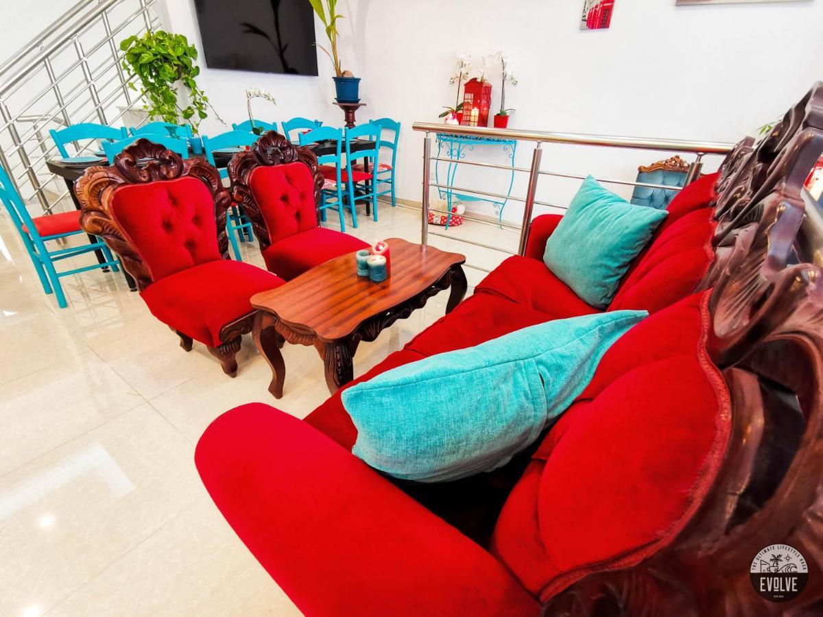 Evolve Coliving Guesthouse Слима Экстерьер фото