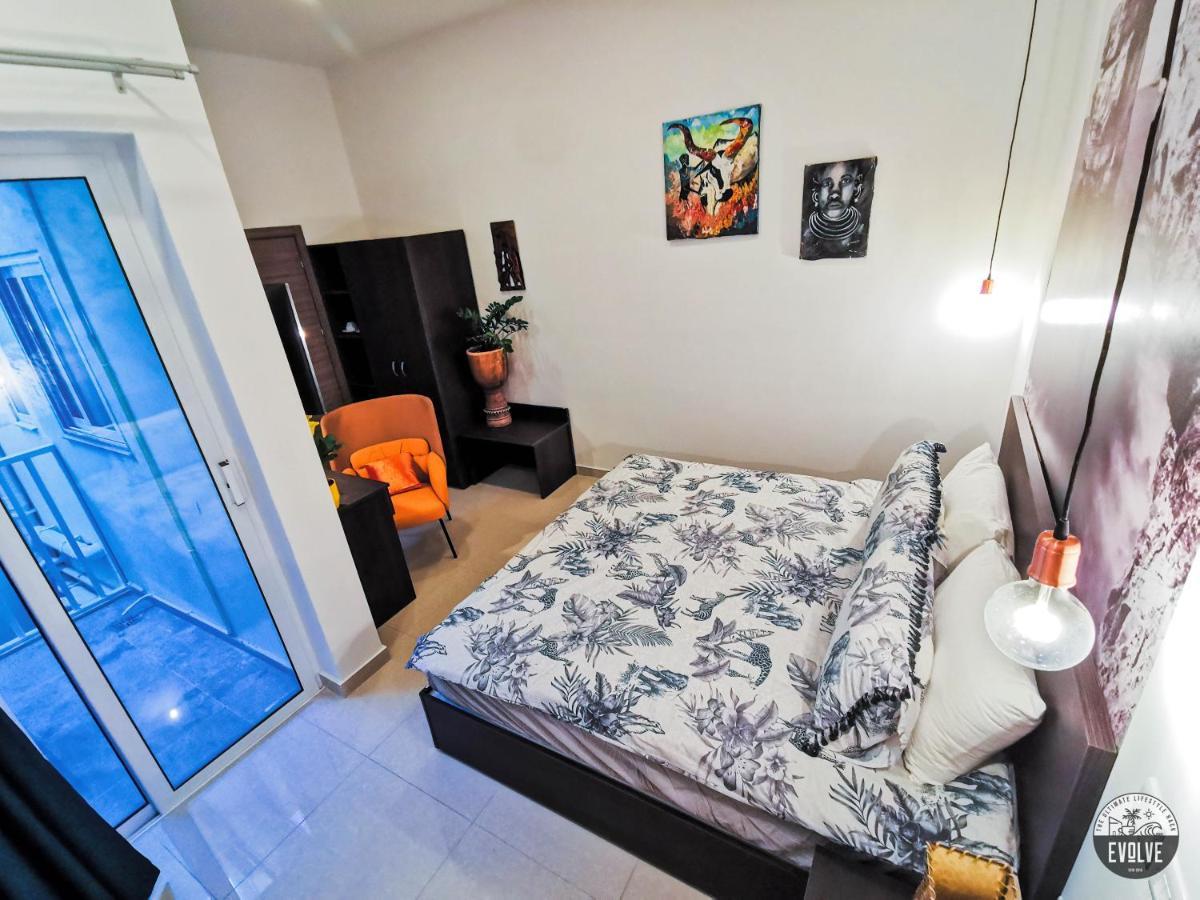 Evolve Coliving Guesthouse Слима Экстерьер фото