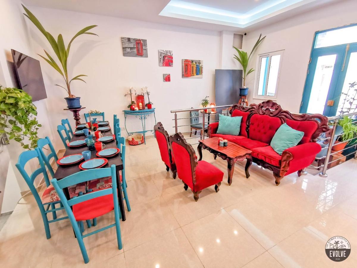 Evolve Coliving Guesthouse Слима Экстерьер фото