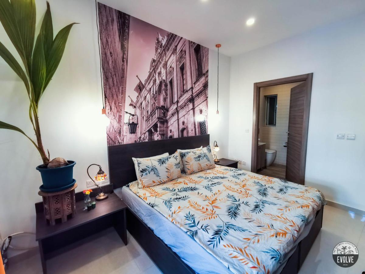 Evolve Coliving Guesthouse Слима Экстерьер фото