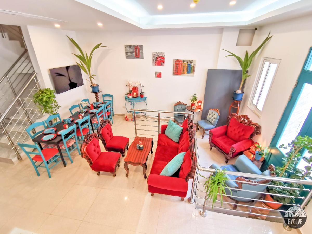 Evolve Coliving Guesthouse Слима Экстерьер фото
