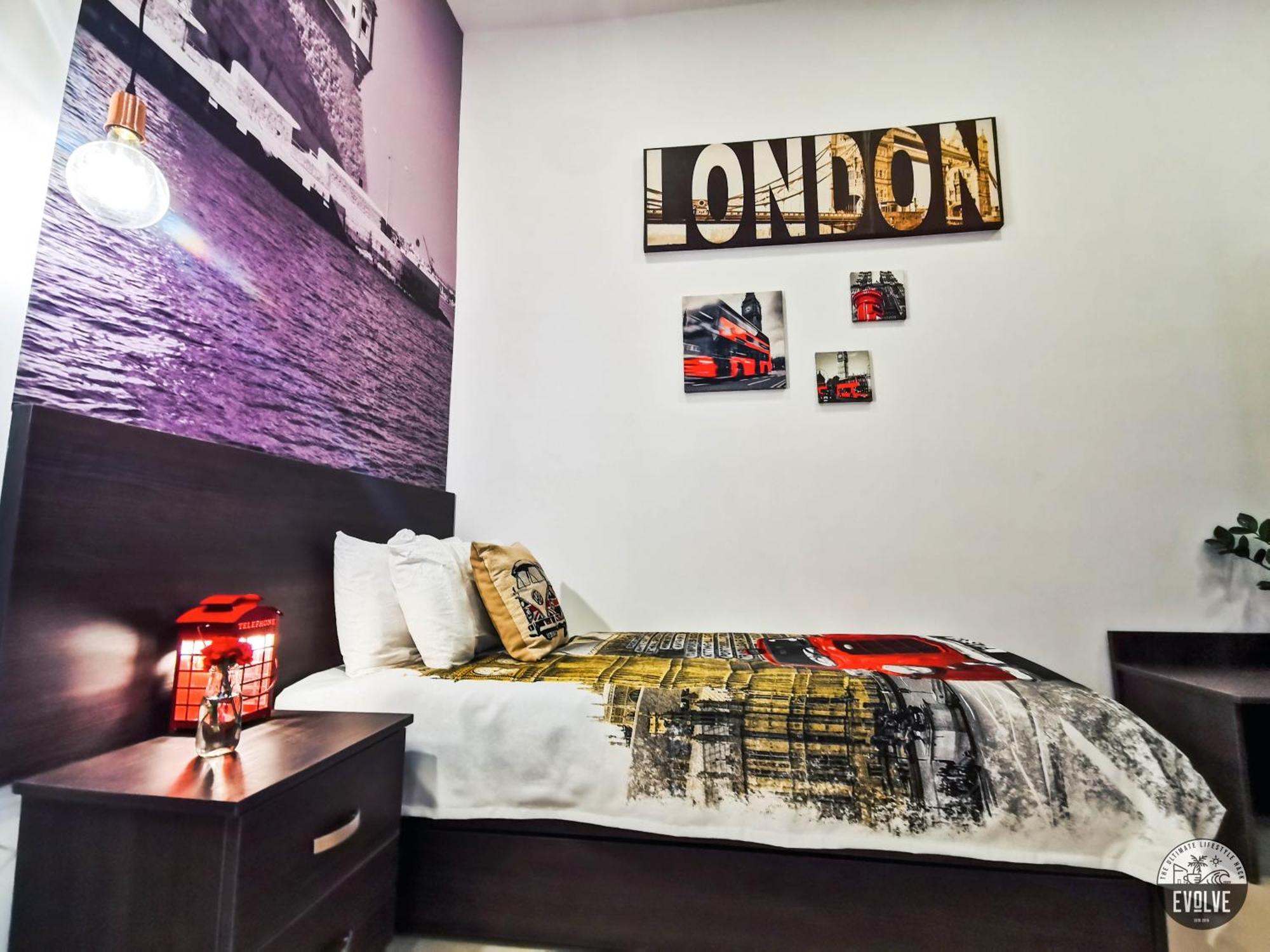 Evolve Coliving Guesthouse Слима Номер фото