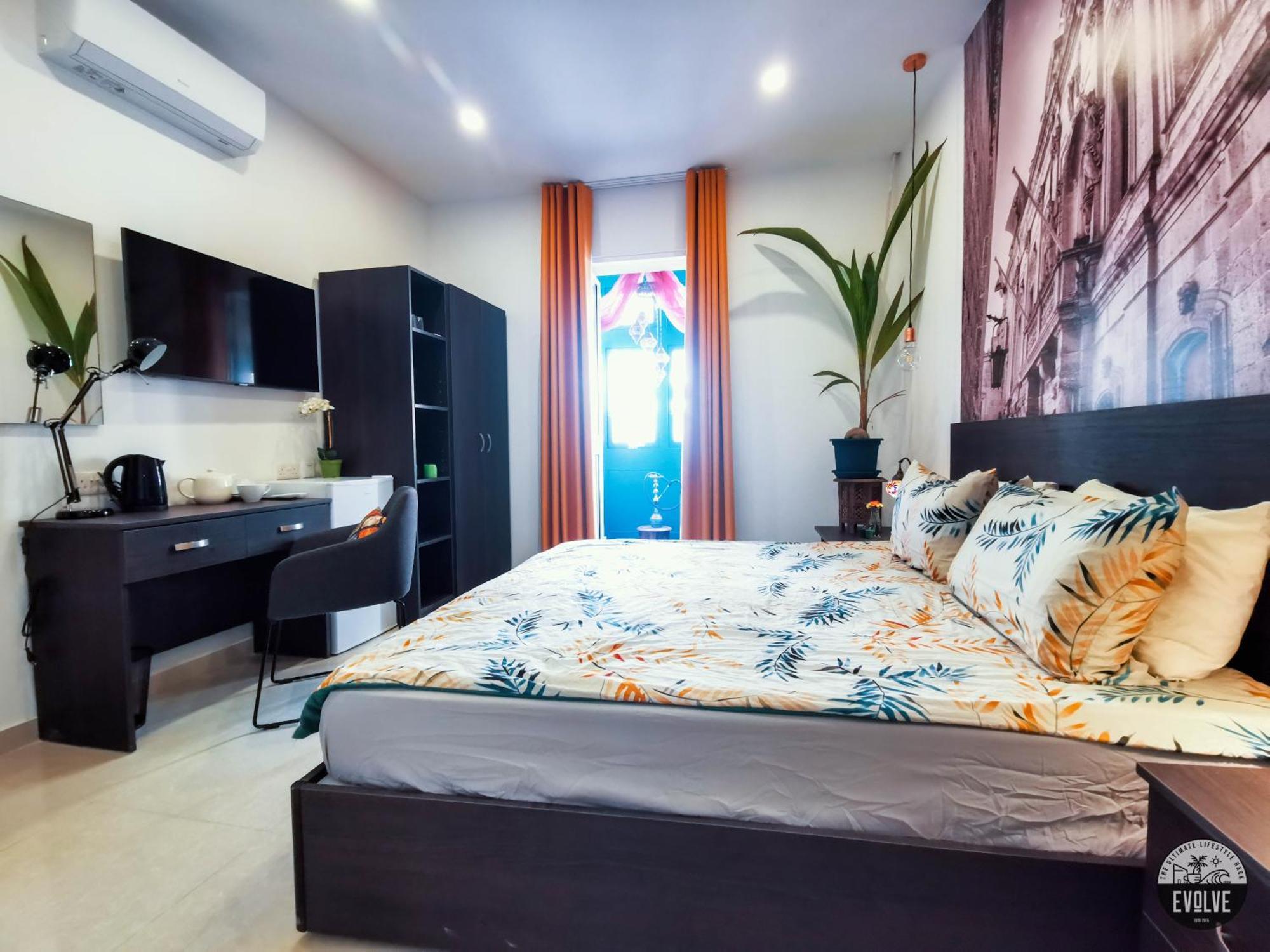 Evolve Coliving Guesthouse Слима Номер фото